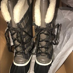 Women Portland snowboots